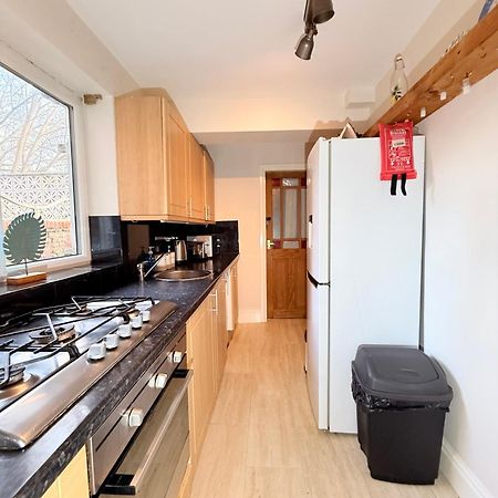 Villa Little Cosy Getaway - York Extérieur photo