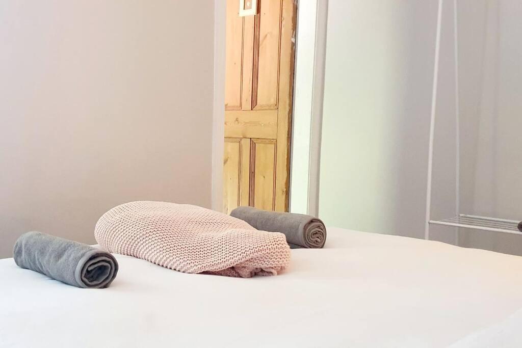 Villa Little Cosy Getaway - York Extérieur photo