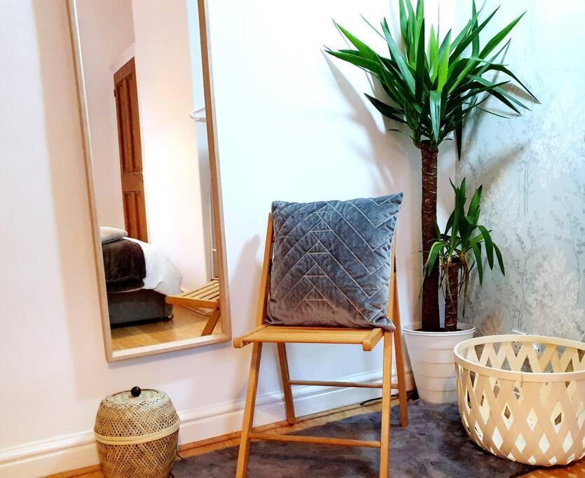 Villa Little Cosy Getaway - York Extérieur photo